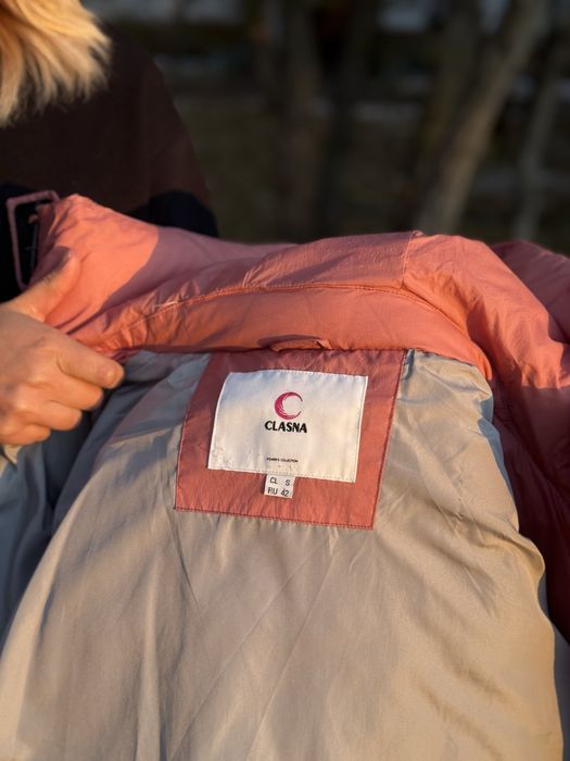 Зимняя куртка с капюшоном