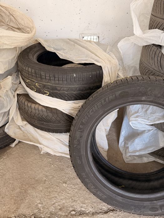 4x Michelin Pilot Alpin 4 235 55 R18