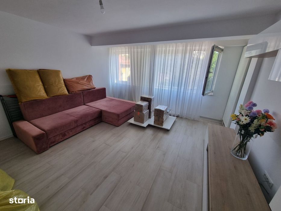 Delfinariu- apartament 3 camere in vila