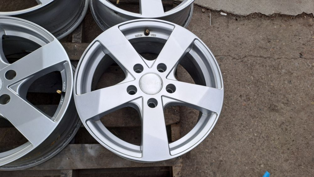 16" 5X120mm Dezent - BMW, 5х120мм за БМВ
