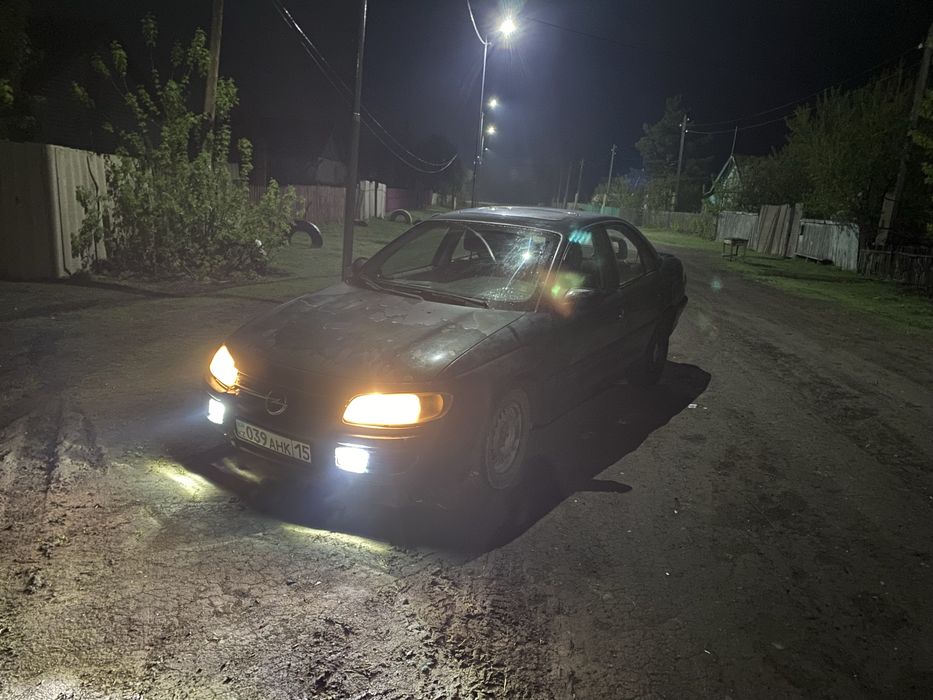 Продам опель омега 2л