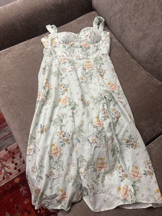 Платье etika новое