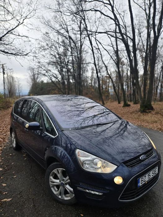 Ford S-Max Vand Ford S-Max 2011, masina personala, distributie facuta de 2000 km