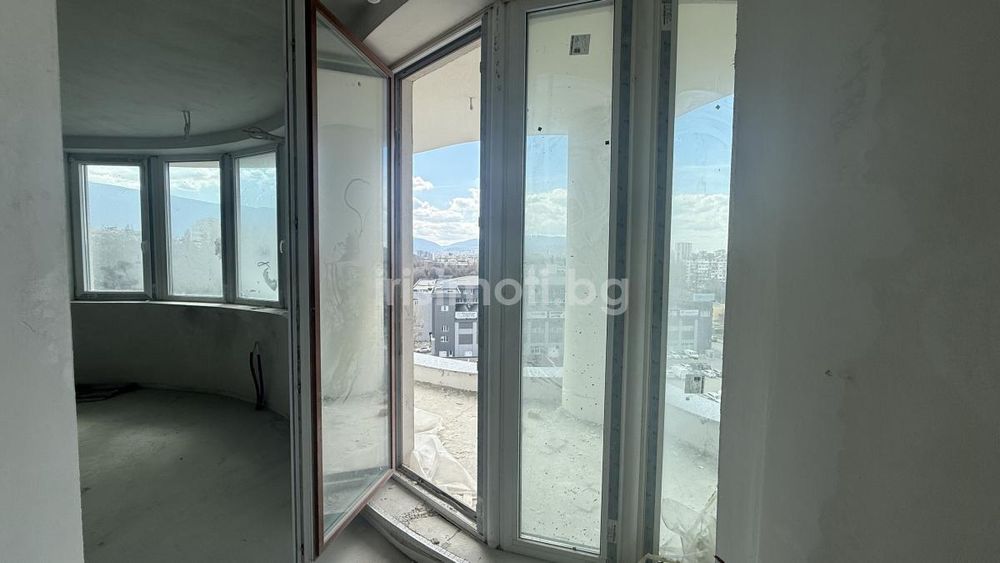 Продава се Четиристаен апартамент в София, Сердика - 191 кв.м за 1019 €/кв.м - Снимка #4