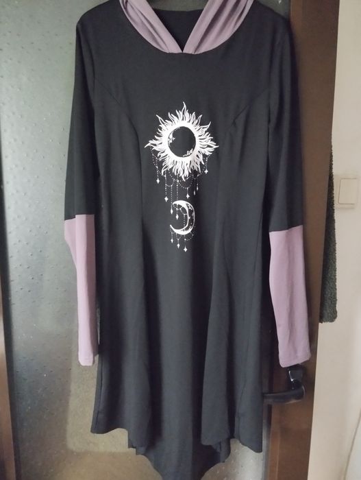 Rochie cu gluga,mărimea m