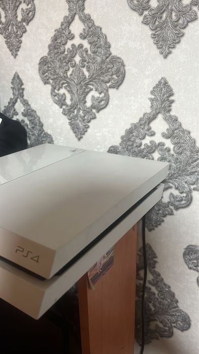 PlayStation 4 Glacier White 500GB