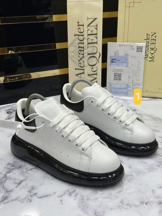 Alexander MCQeen Alb* calitate premium