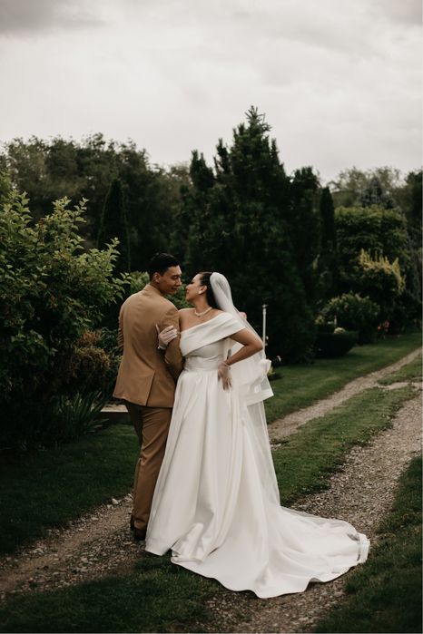 Свадебное платье и фата