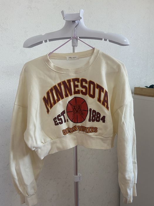 Продам женские толстовки