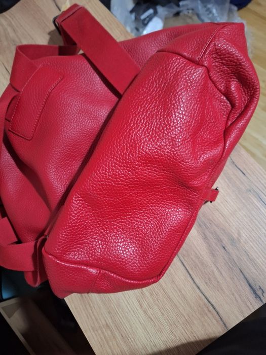 Urgent !! Ghozdan (geanta ) rosu piele Musette