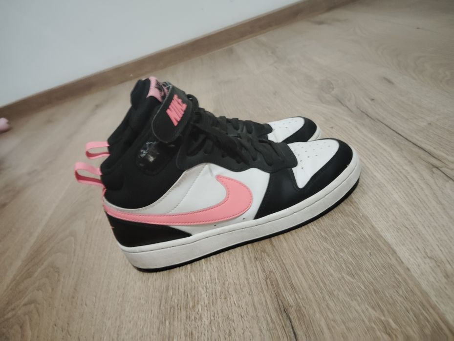 Adidași Nike  mărimea 38