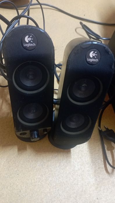 Logitech X-230 сателлиты.