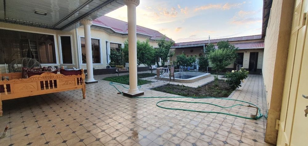 Дом 4 соток, городок