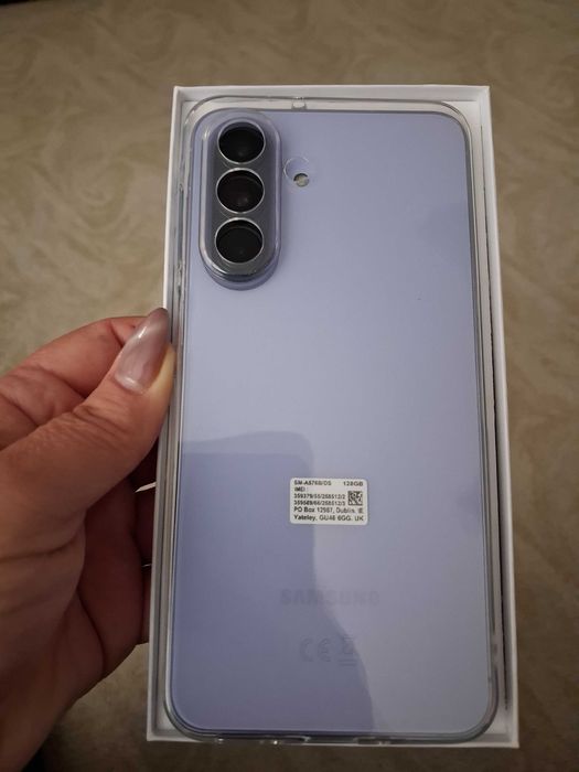 Samsung Galaxy A57 нов