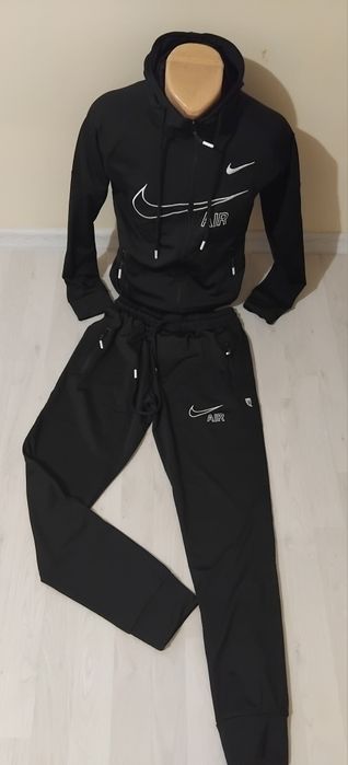 Trening bărbătesc Nike și Adidas!