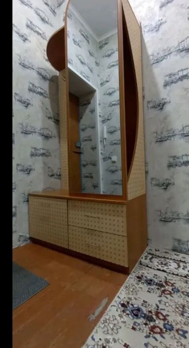 Вешалка в прихожую