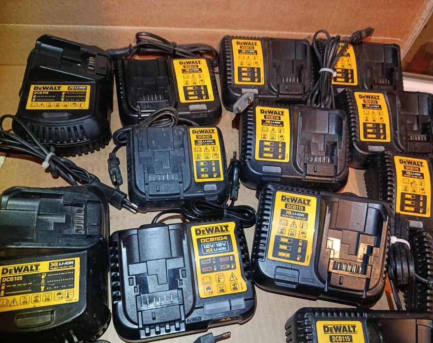 DeWalt DCB105 DCB113 DCB115 charger incarcator sursa baterie 12V 18V