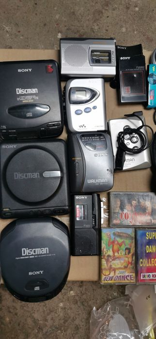 Vand colectie sony walkman cd/caseta
