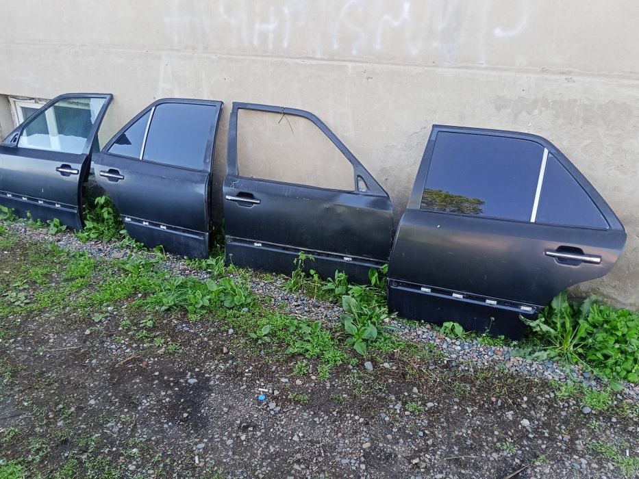 Двери на мерс Сост отл