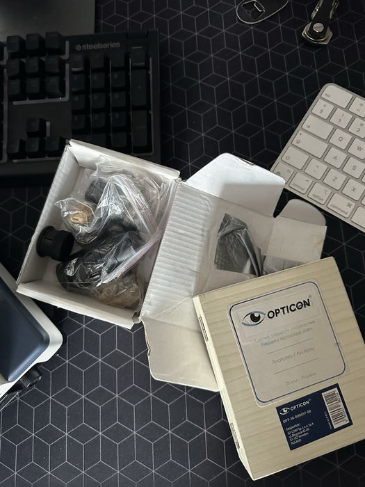 Vând urgent microscop compus trinocular SWIFT 350T 40X-2500X