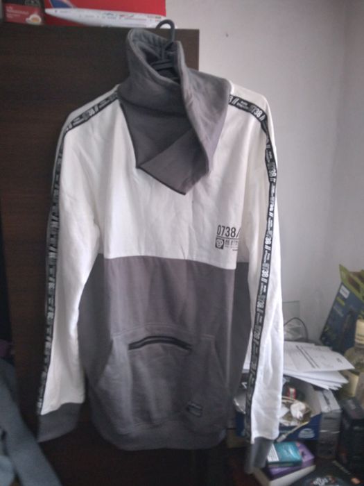 Bluza nouă mărimea L