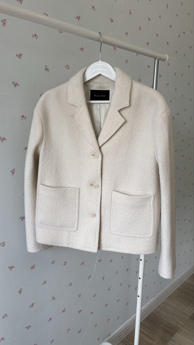 Пальто от бренда massimo dutti