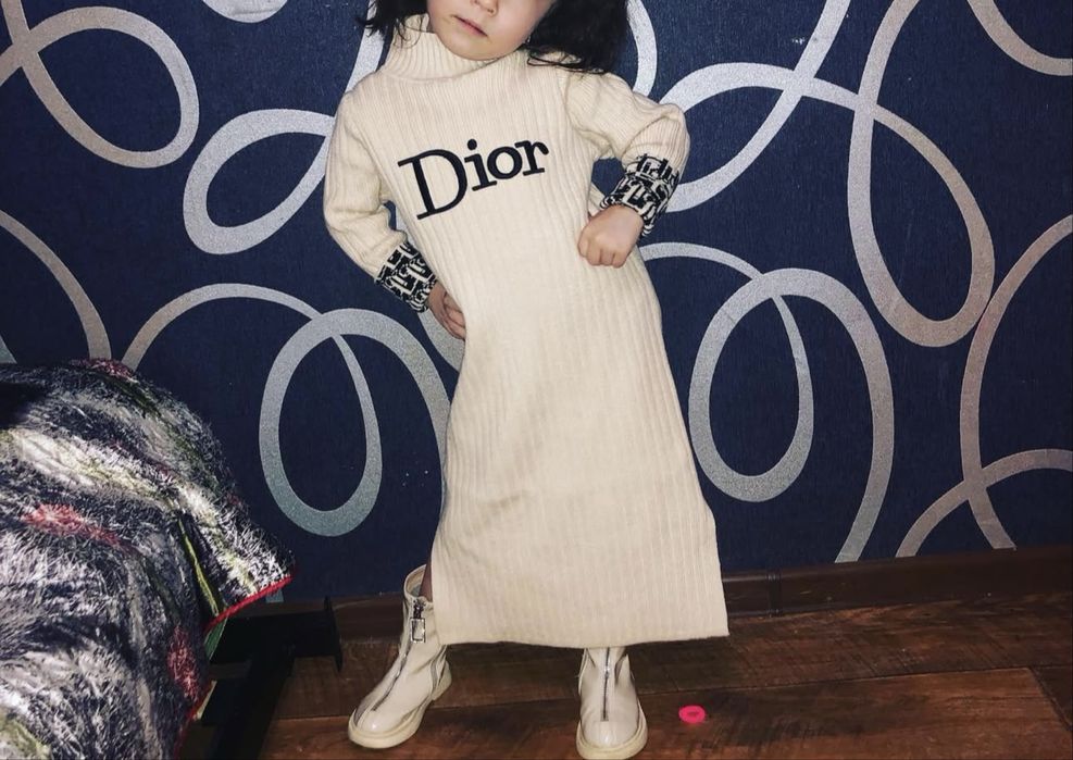 Продам вещи для девочек