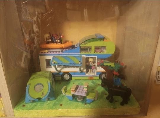 lego friends- Furgneta de camping a Miei
