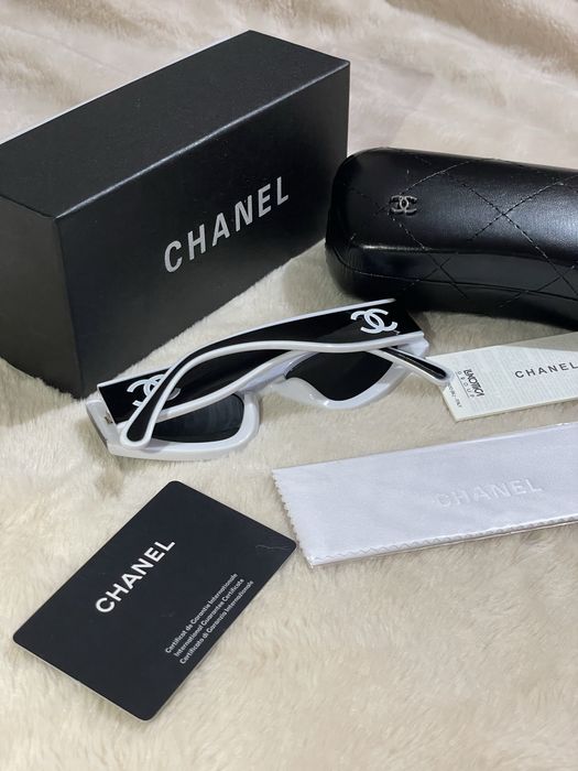 Ochelari de soare Chanel Cat Eye, Alb-Negru