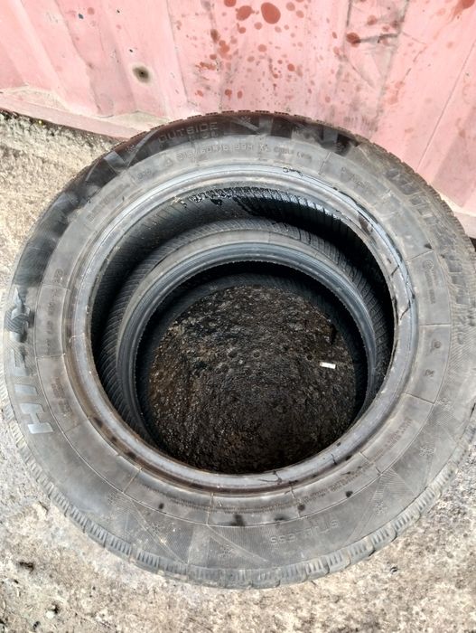 Шины 2шт 215/60/16