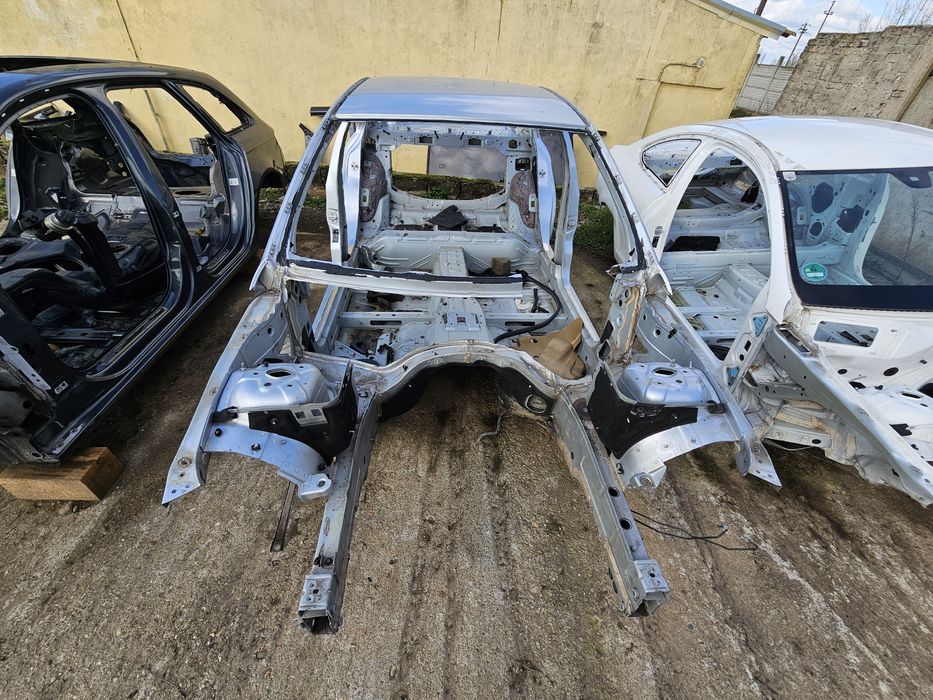 Caroserie,  aripi , praguri , stalpi, lonjeroane Mercedes W204 , W205