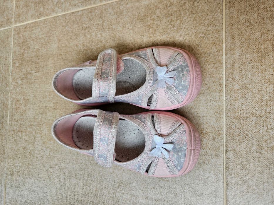 Детски обувки / пантофки / маратонки