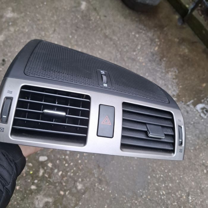 Духалки за  тойота авенсис т27