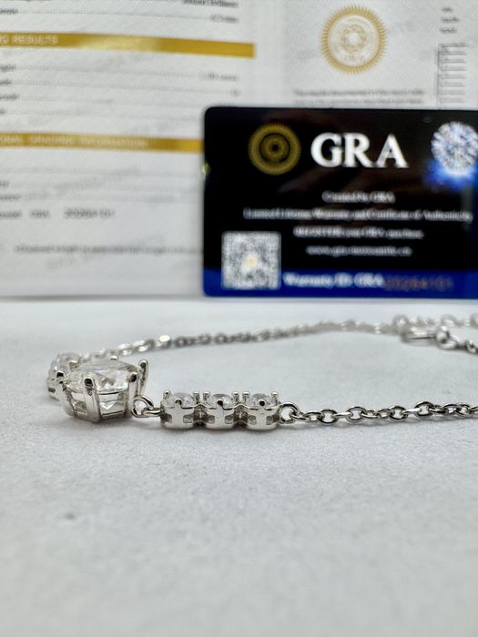 Сребърна гривна с мойсанит (диамант) 1 карат