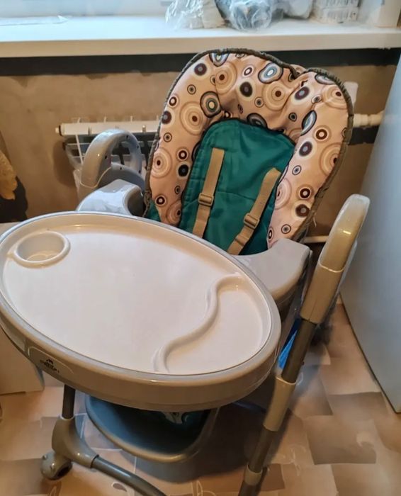 Продам детский стул для кормления б/у