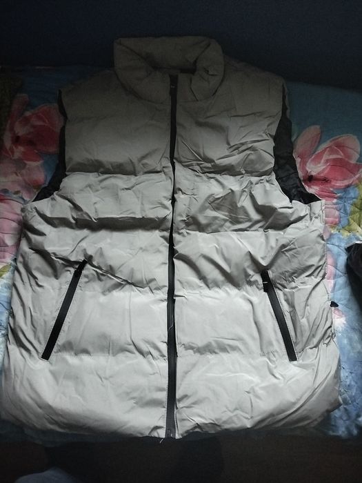 Продаю желетку новый заказаль не подошёл размер