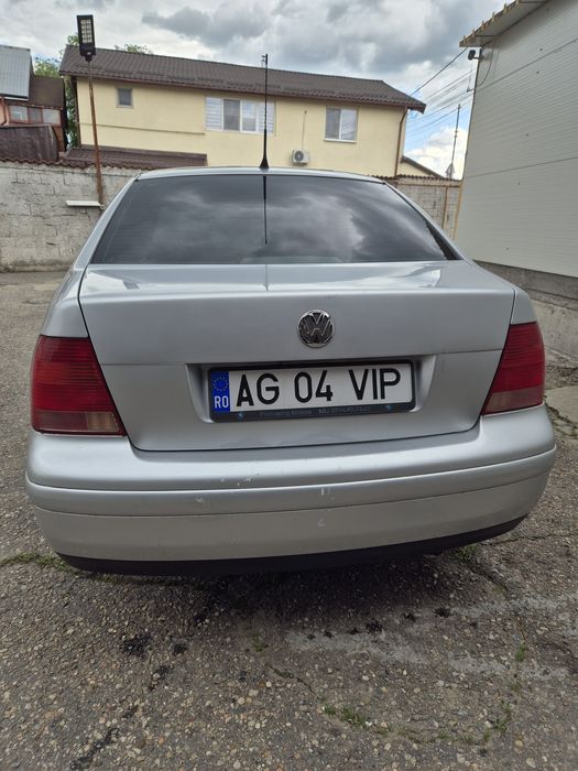 Bora 2002  1.6 benzină +GPL  FULL