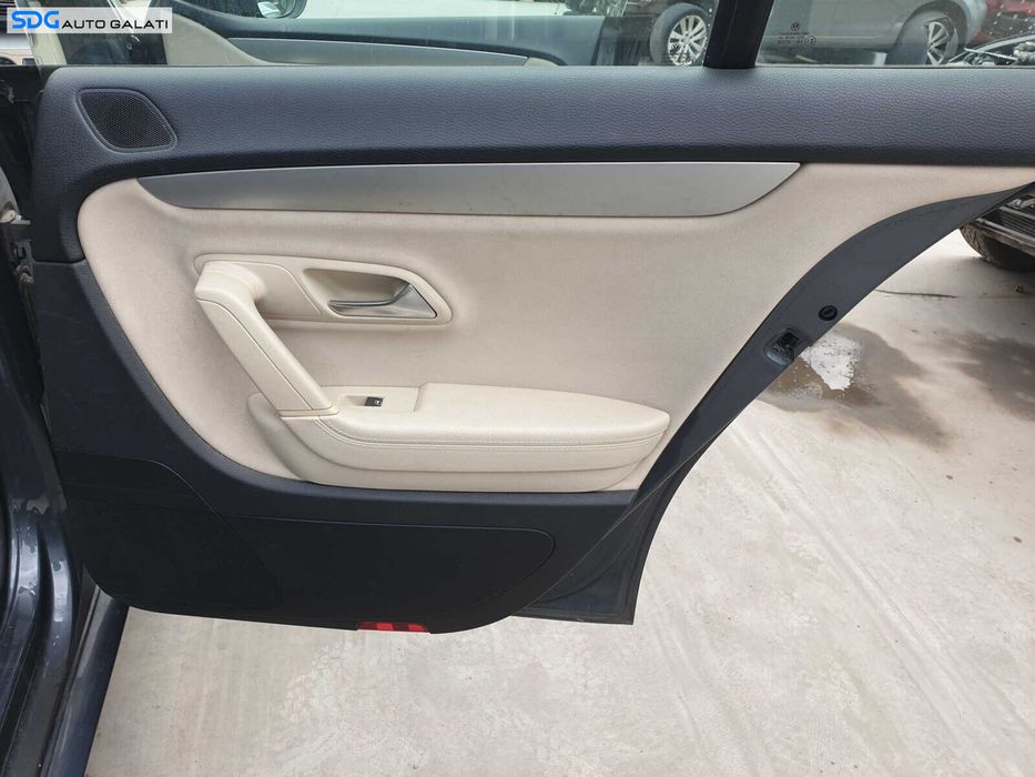 Panou Tapiterie Fata Interioara Usa Portiera Dreapta Spate Volkswagen Passat CC 2008 - 2012 [C3889]