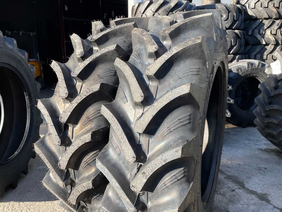Anvelope noi agricole Radiale livrare rapida 340/85R28 livrare