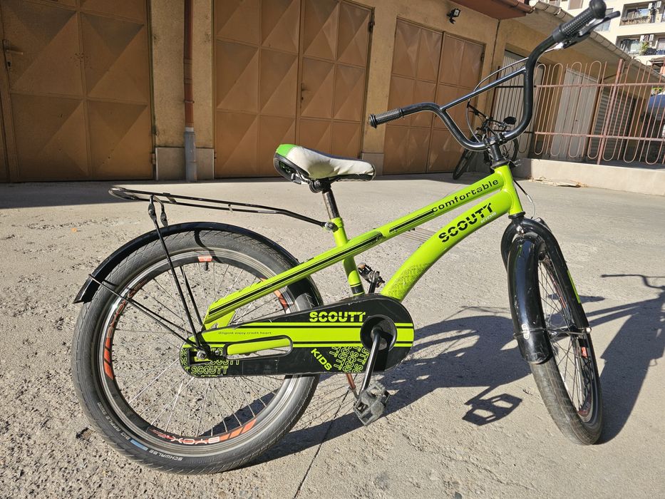 Продавам детски велосипед 20"