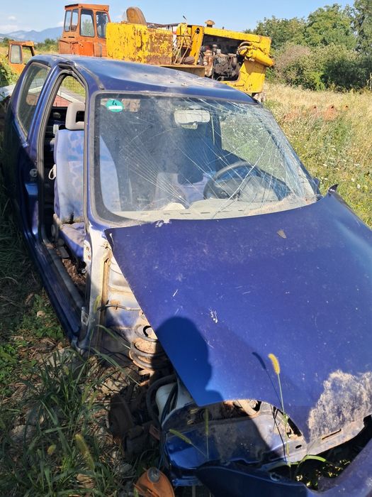 Vând Fiat Seicento, fabricație 2000, Motor de 1000 pe benzină, avariat, fără acte, pentru piese, dezmembrez: cutie, motor (89mii km), tapițerie