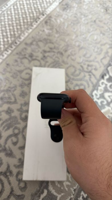 iWatch 9/45 Sotiladi