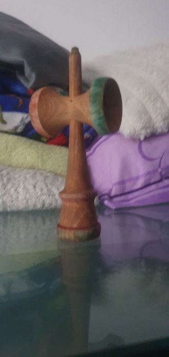 Kendama Krom Pop LoL