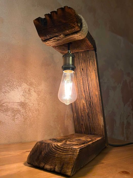 Lampa industriala din lemn masiv