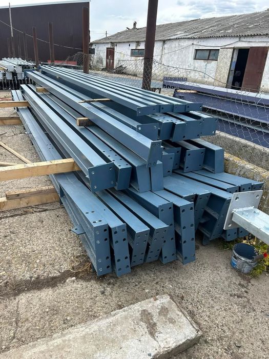 Vând structura metalică 8x15x3 fără montaj