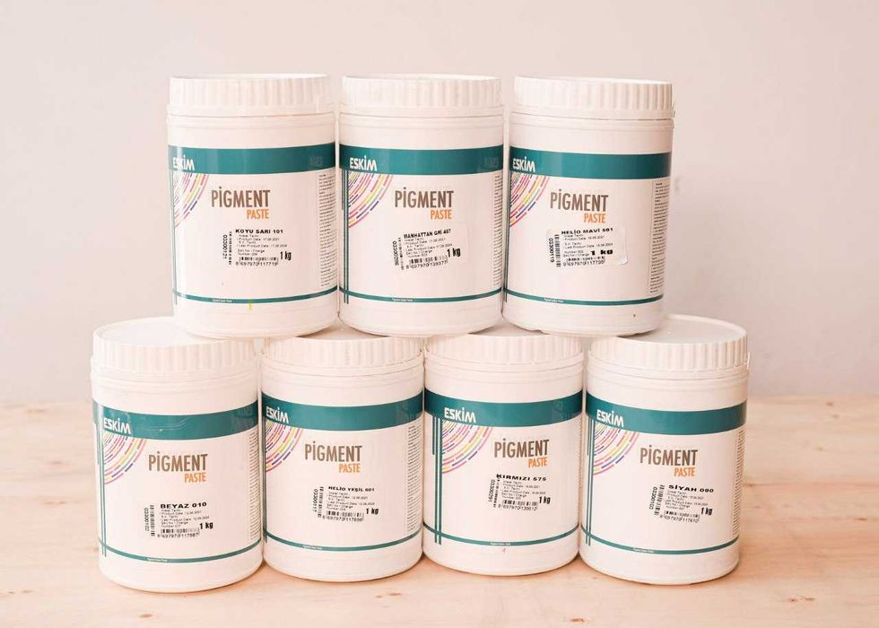 Pigment pastasi Eskim. Narxi 200 000 so'm