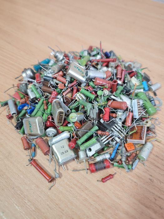 Принимаем Радиодетали Платы Микросхемы