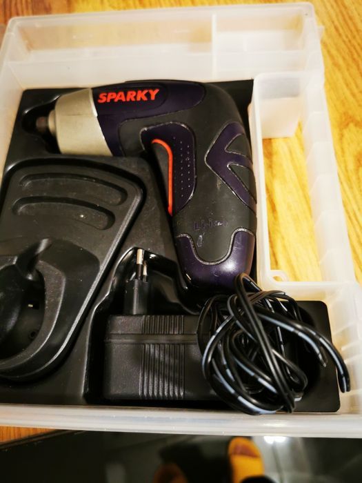 Винтоверт bosch  Ixo и sparky