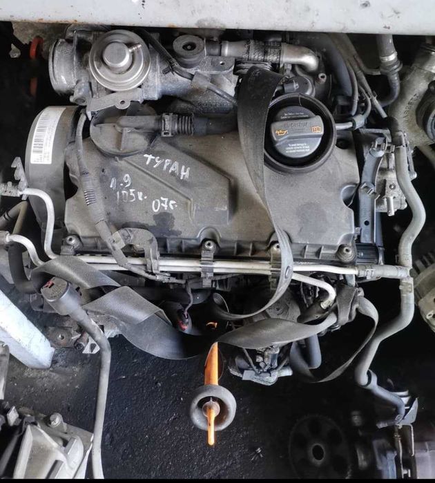 ляв фар, стоп двигател 1.9 105 vw touran 2007г фолксваген туран