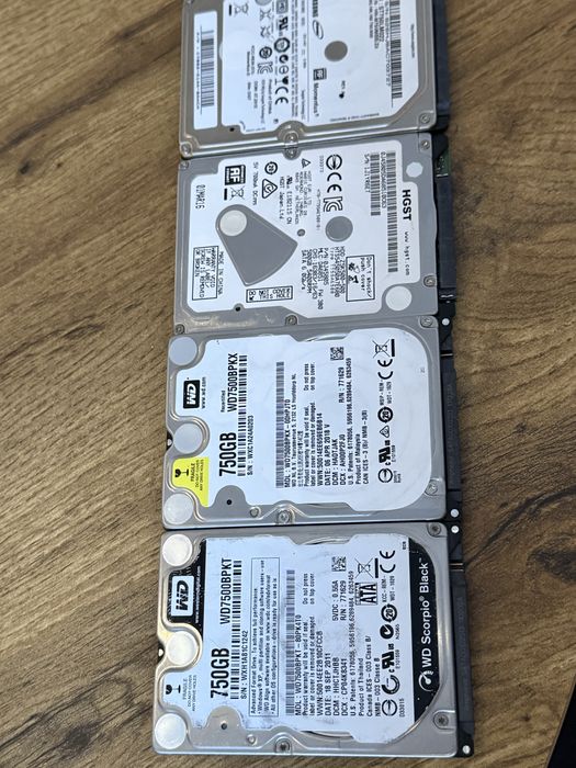 Vand HDD-uri laptop 2.5” stare foarte buna WD Scorpio Black 750 GB)